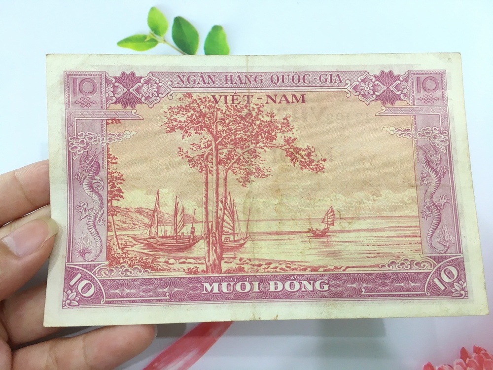 10 đồng cá chép Thủ Quỹ, tiền cổ Việt Nam thời bao cấp