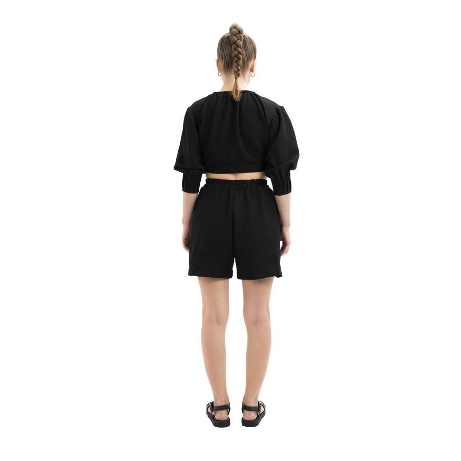 Quần short nữ màu đen, vải thun dày dặn dễ phối, là min - BLACK PATTERNED SHORTS
