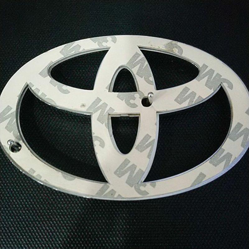 Tem biểu tượng TOYOTA