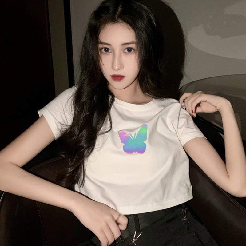 Áo thun croptop tay ngắn họa tiết bướm xinh xắn