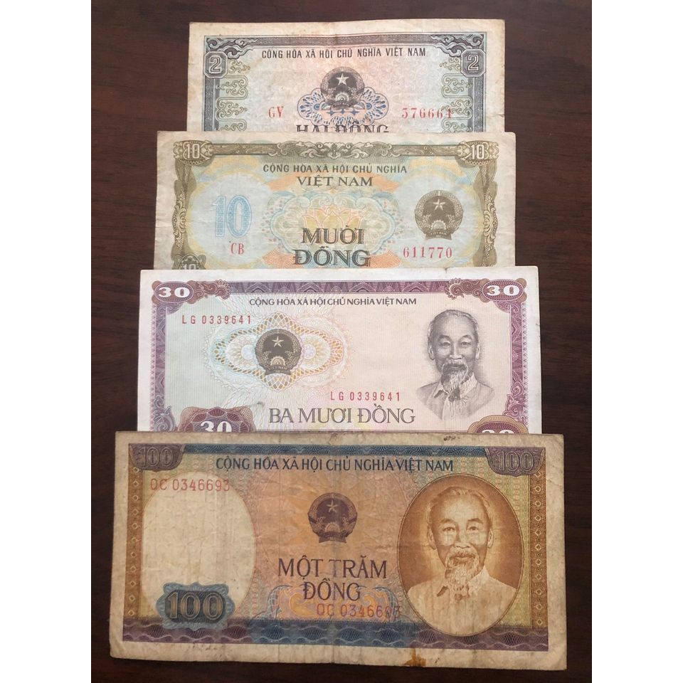 Đủ bộ 4 tờ tiền Việt Nam bao cấp, tặng kèm bao nilong bảo quản riêng