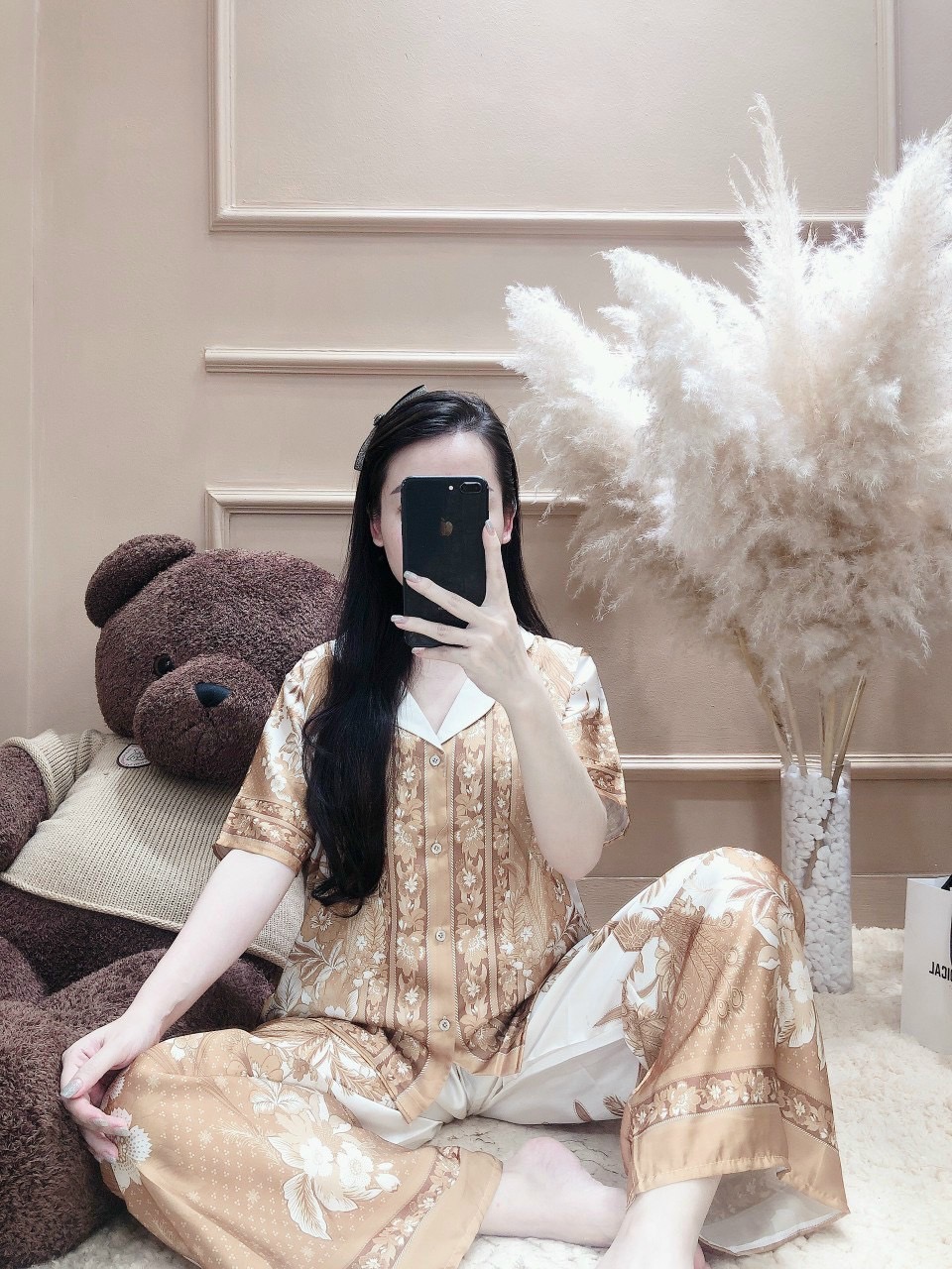 Bộ lụa tay ngắn quần dài vải mềm mịn chất mát