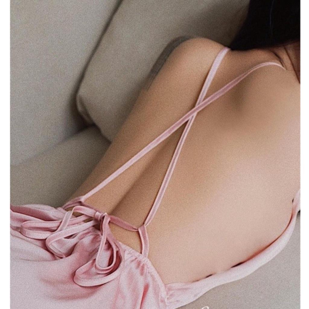 Váy ngủ nữ, váy 2 dây cổ đổ hở lưng chất lụa satin, có kèm quần ngắn bên trong, phom váy đẹp, gợi cảm cho phái nữ