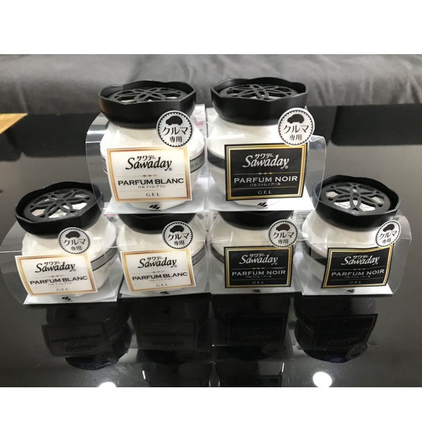 Sáp thơm khử mùi làm mát không khí ô tô Sawaday Parfum Noir Cao Cấp Nhật Bản 90g