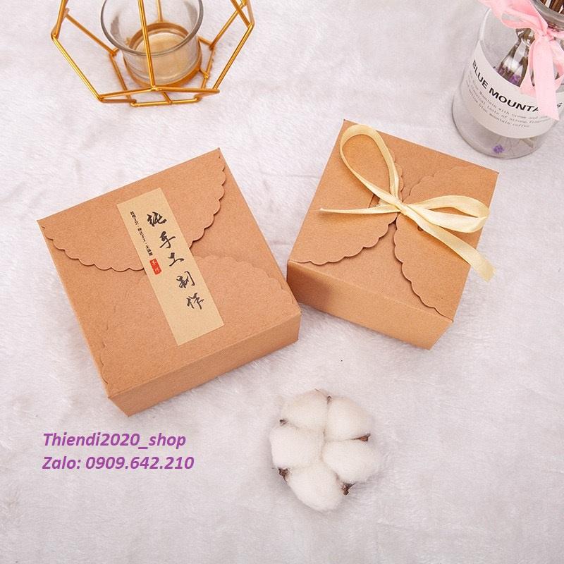 DEC01-04 Hộp đựng bánh kẹo 12X12X9CM
