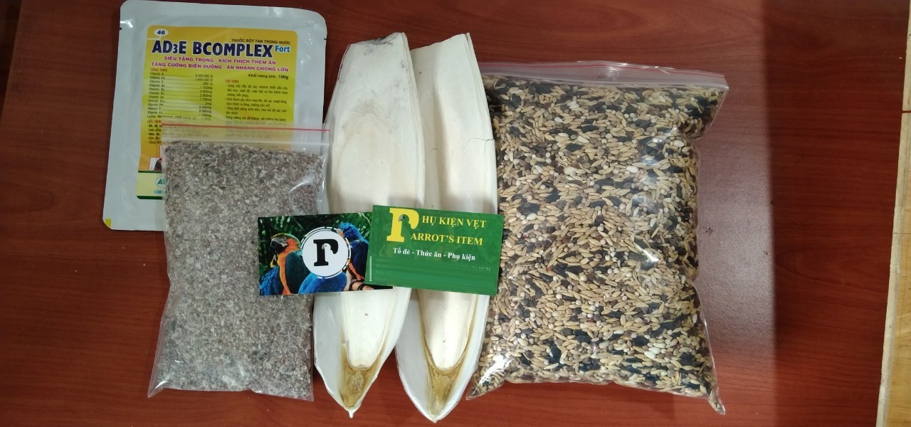 1Kg HẠT TRỘN + 200g KHOÁNG GRIF+VITAMIN AD3E 100G+2 NAN MỰC VỪA CHO CÁC DÒNG VẸT