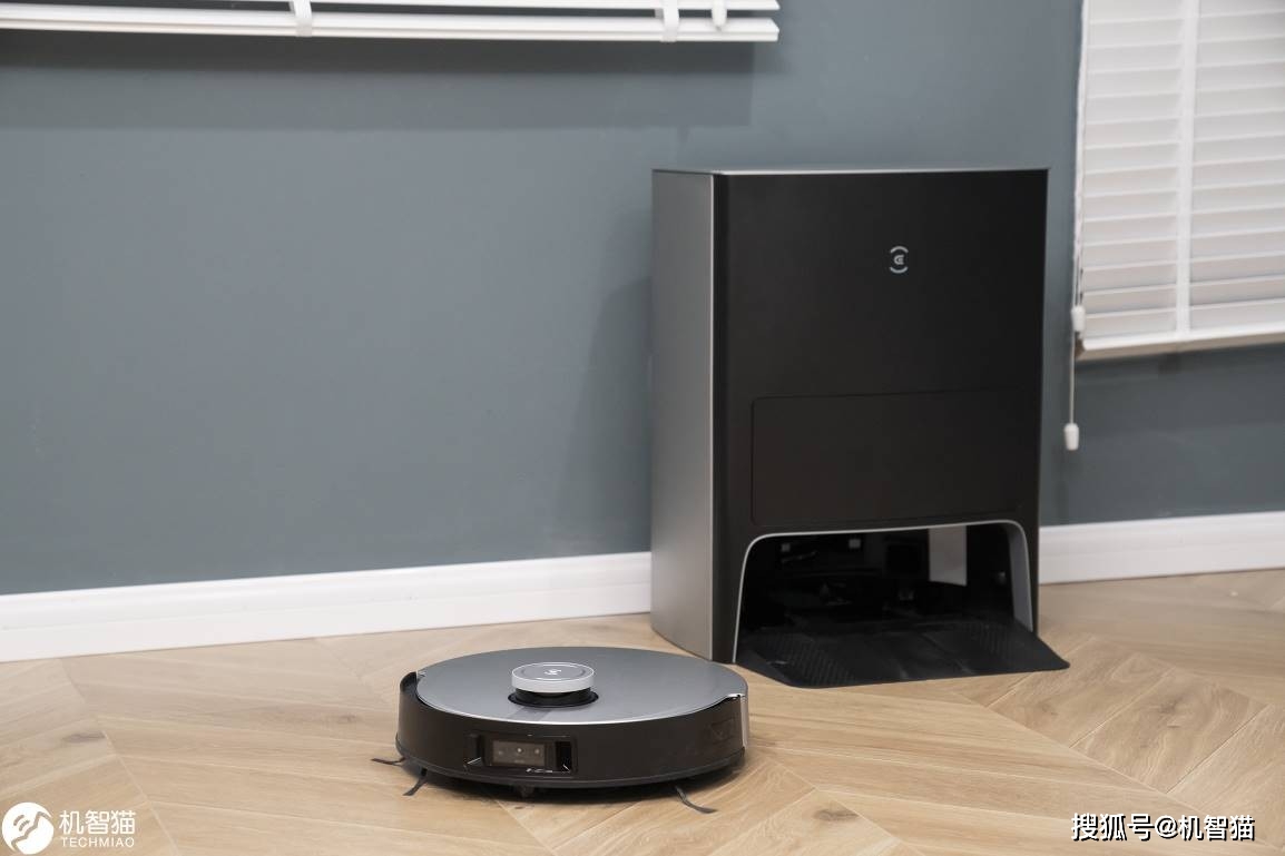 Robot hút bụi lau nhà thông minh, tự động đổ rác, tự động giặt khăn lau Deebot X1 Omni- Hàng chính hãng