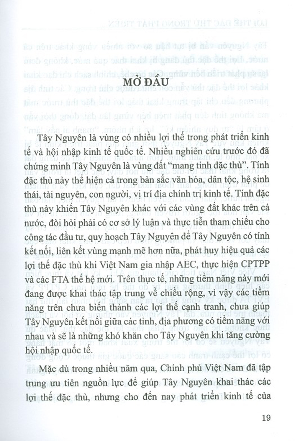 Lợi Thế Đặc Thù Trong Phát Triển Kinh Tế Tây Nguyên (Sách Chuyên Khảo)