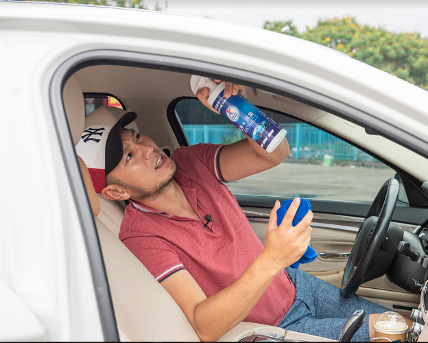 Combo 2 chai lớn 500ml & 1 chai nhỏ 100ml - Xwash For Car chai xịt vệ sinh nội thất xe hơi - Tặng kèm khăn lông cừu