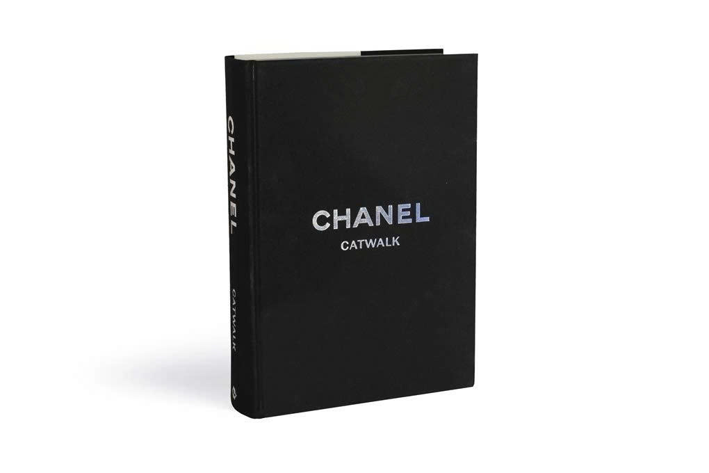 [SÁCH NGOẠI VĂN] CHANEL CATWALK: The complete collections – Mauries Patrick – Read Station