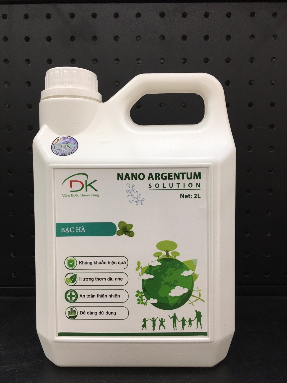 2 LÍT Dung dịch Nano Bạc DK NANO ARGETUM SOLUTION A khử mùi, khử khuẩn cho xe ô tô, nhà cửa, văn phòng kết hợp với máy khử mùi để tạo khói