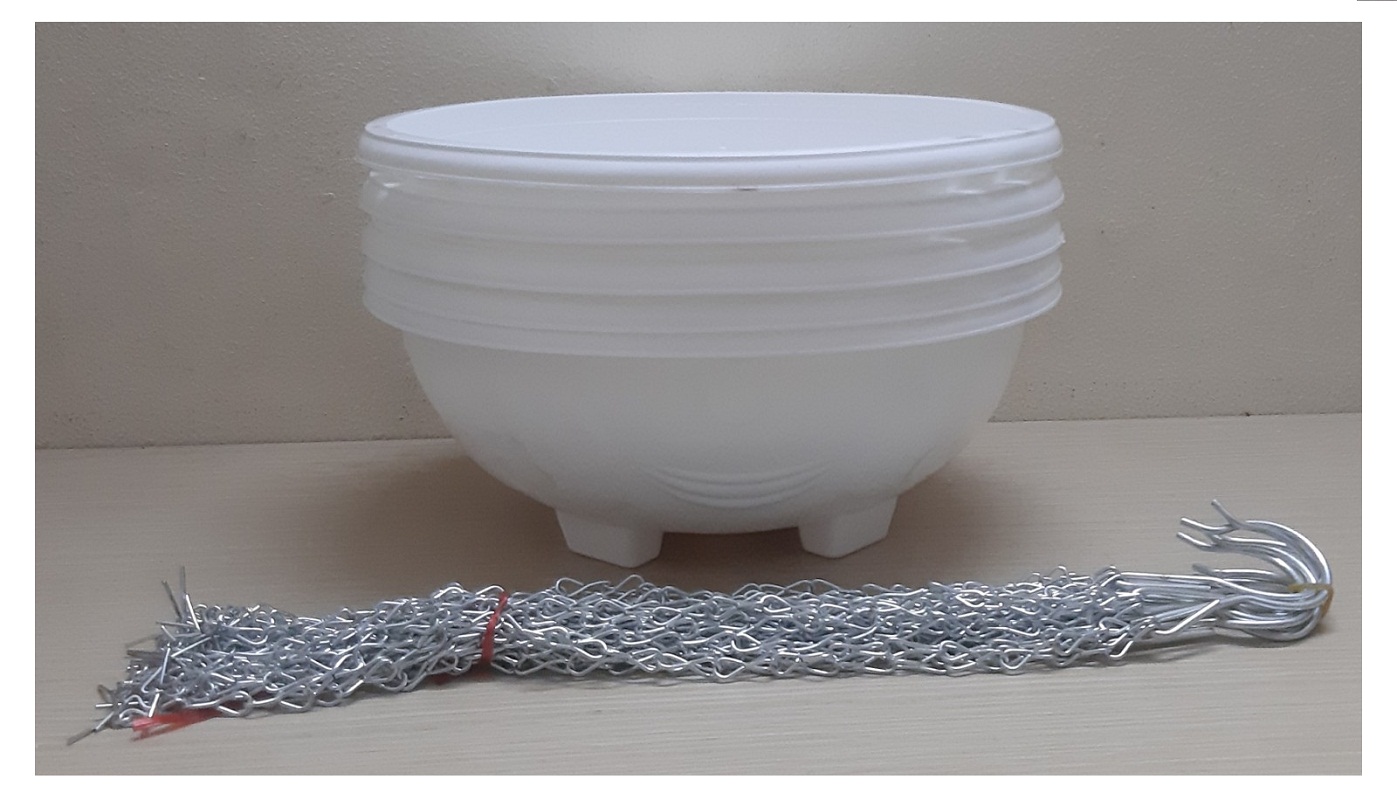 5 Chậu Nhựa Tròn Trồng Hoa Màu Trắng Có Móc Treo - Chậu chảo treo trồng hoa có móc xích kèm theo! KT: 29x12cm