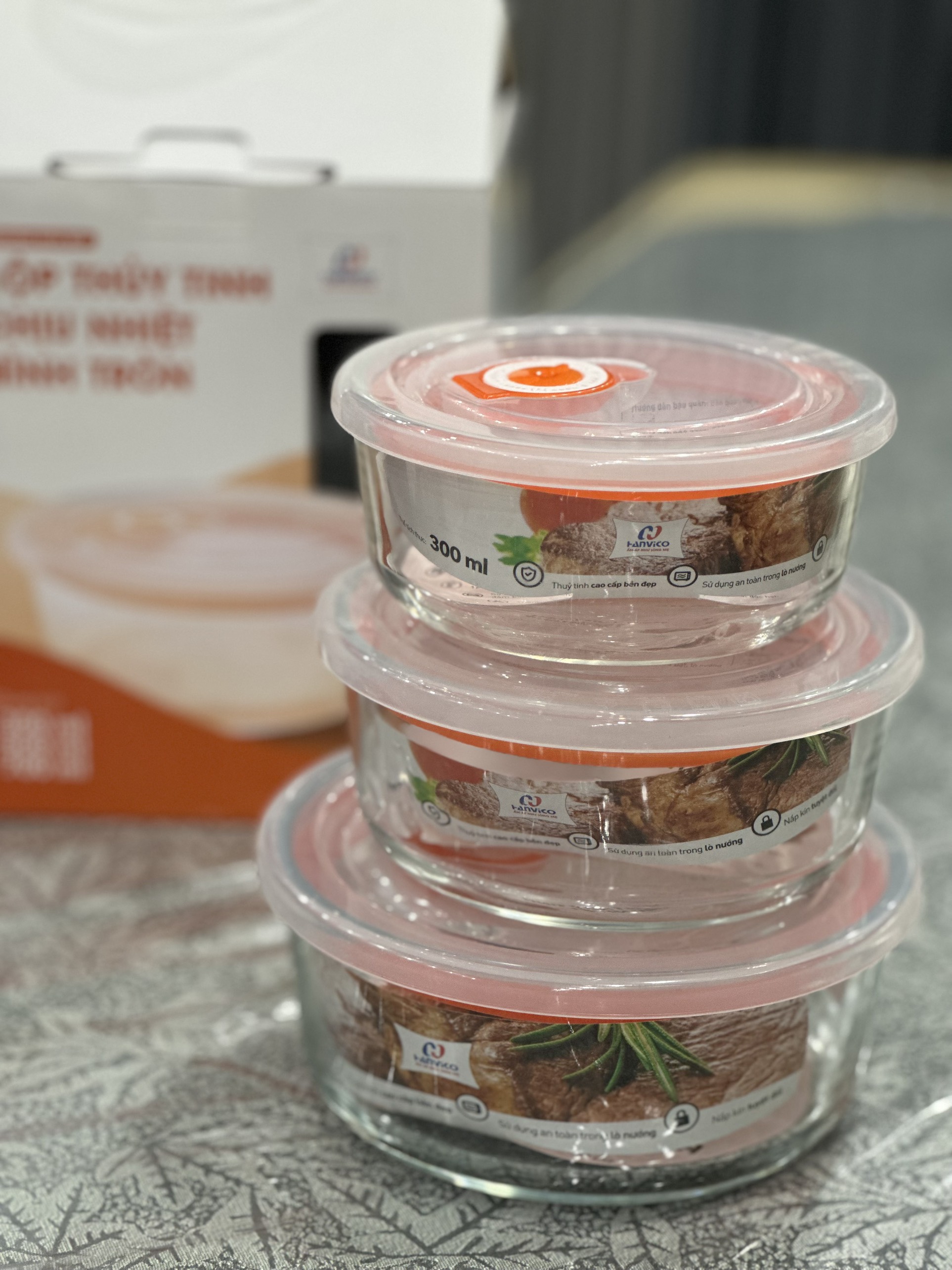 Bộ 3 Hộp thủy tinh chịu nhiệt tròn Hanvico 700ml, 500ml, 300ml