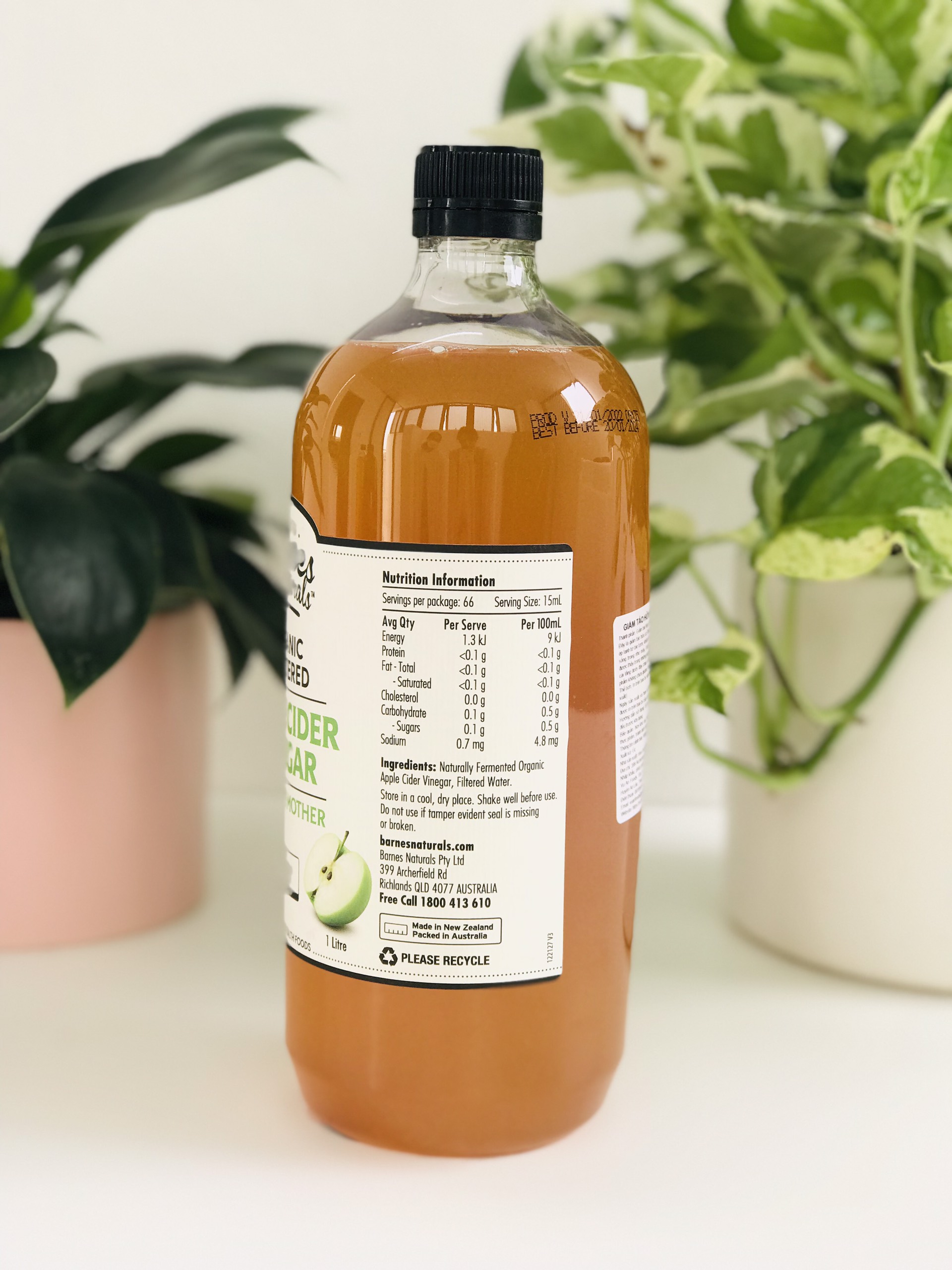 Date 06/25  Giấm Táo Hữu Cơ Barnes Naturals (có giấm cái) 1L, xuất xứ Úc, chính hãng