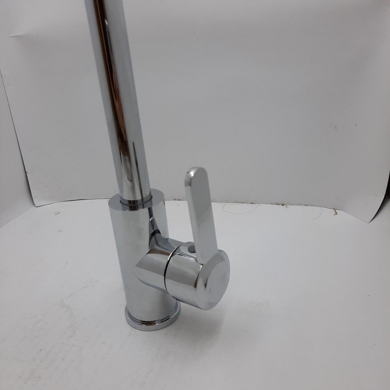 Vòi Rửa Bát Nóng Lạnh Đồng Mạ Crom Cao Cấp I15 Cổ Bi xoay 360 độ + Dây Cấp Và Chân Đồng