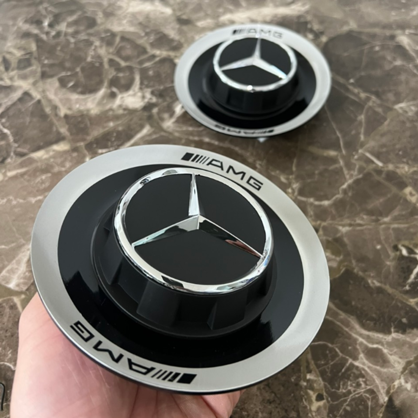 Logo chụp mâm, ốp lazang bánh xe ô tô Maybach AMG DE6082-T6 - Chất liệu hợp kim nhôm và nhựa ABS cao cấp