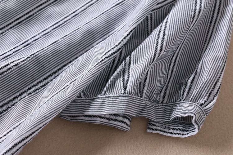 Áo nữ Haint Boutique thiết kế kẻ sọc cổ thắt nơ SM66