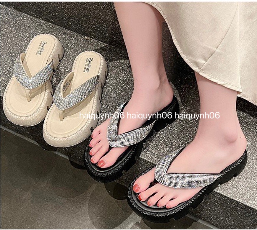 Dép sandal xỏ ngón đế cao đính đá thời trang sang chảnh mùa hè mới dành cho nữ 0066