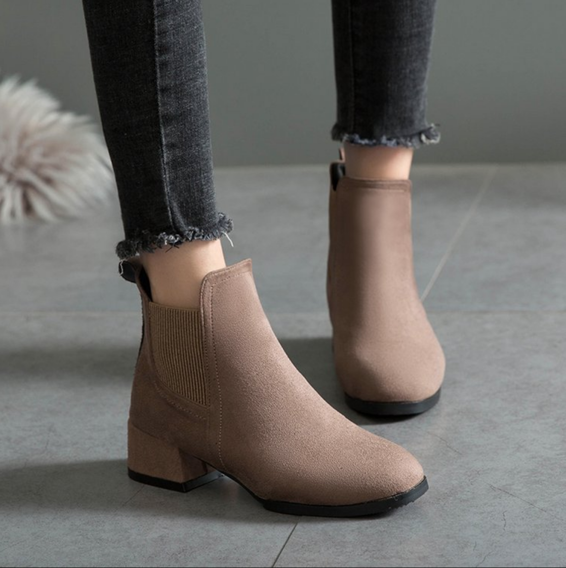 Boot nữ cổ thun da lộn 2 màu ĐEN/ NÂU đế thấp 4cm ÊM CHÂN GBN118