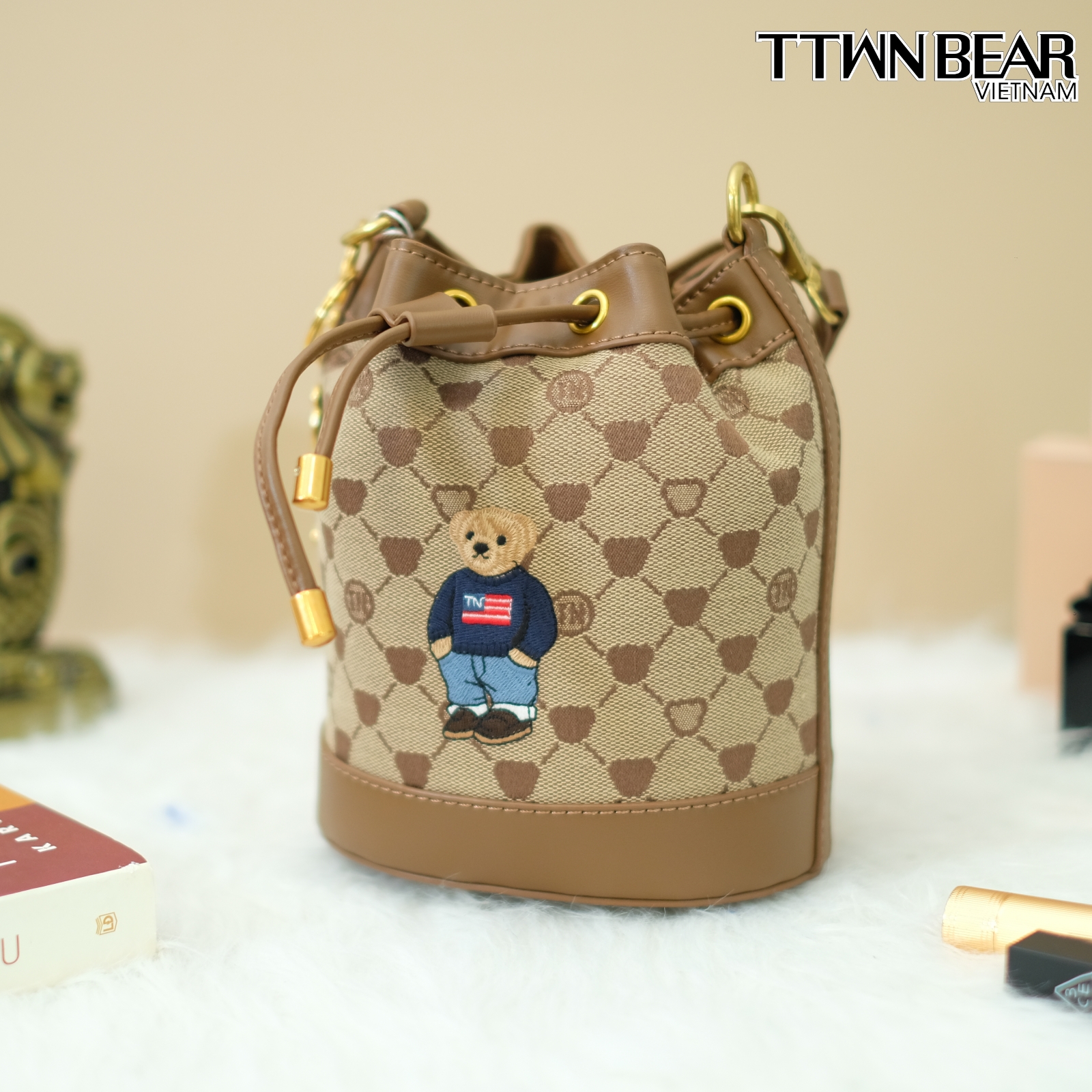 Túi xách nữ TN2976 đeo chéo thời trang công sở đi học đi chơi TTWN BEAR da PVC cao cấp