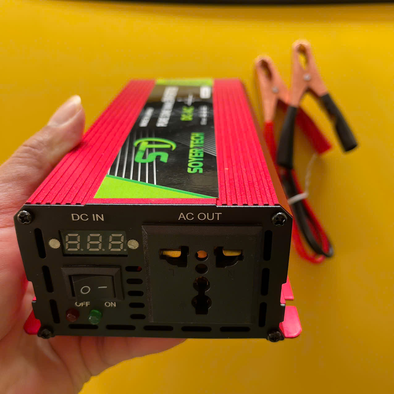 Bộ Kích Điện 12V–220V 2200W Hàng Nhật – Inverter Sin Chuẩn, Dùng Điện Gia Dụng