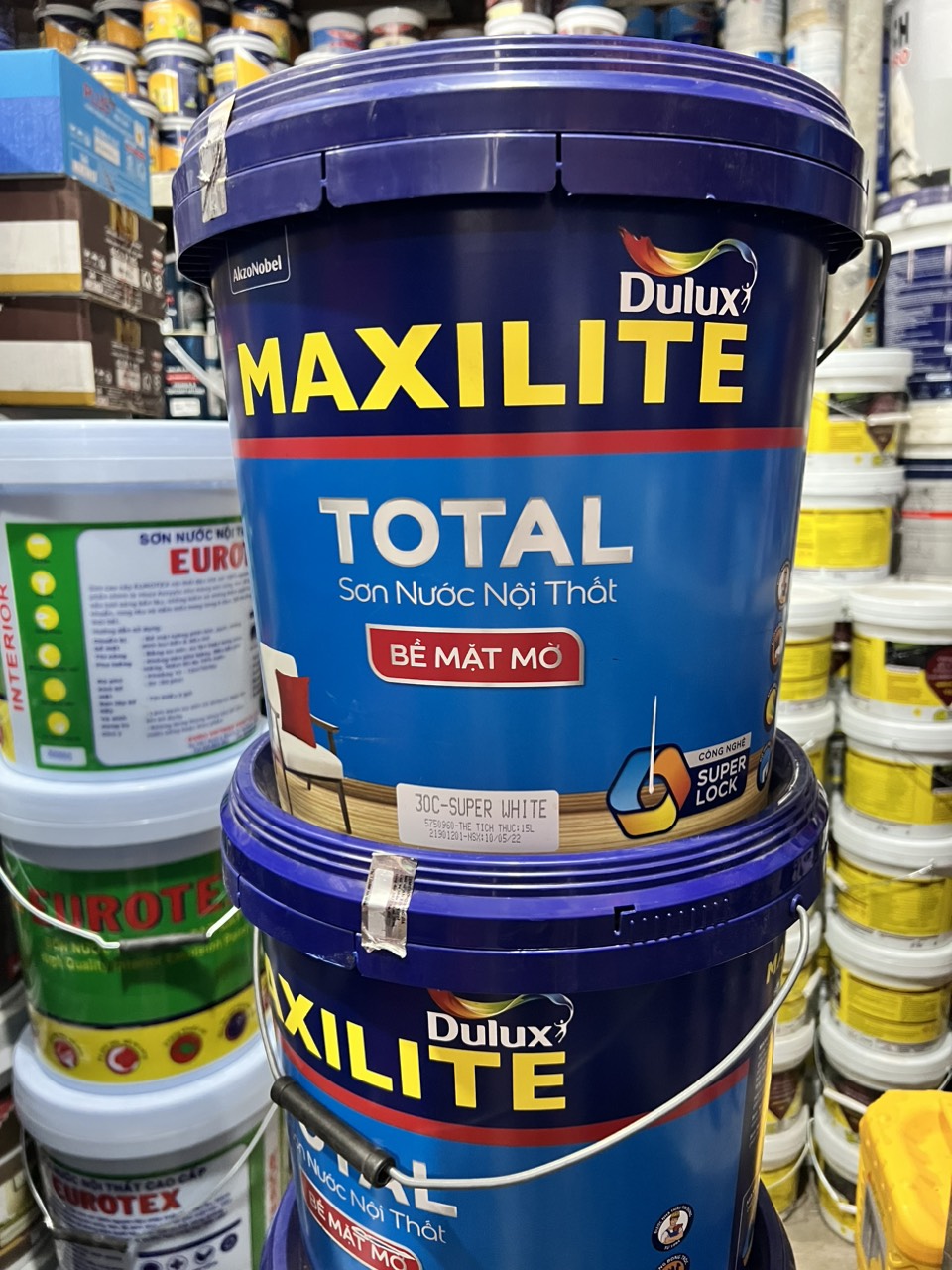 Sơn Nội Thất Maxilite Total 30C Mờ Sơn Nước Trong Nhà Chất Lượng Cao, Đẹp Và Lâu Phai Giúp Chống Bong Tróc Hiệu Quả