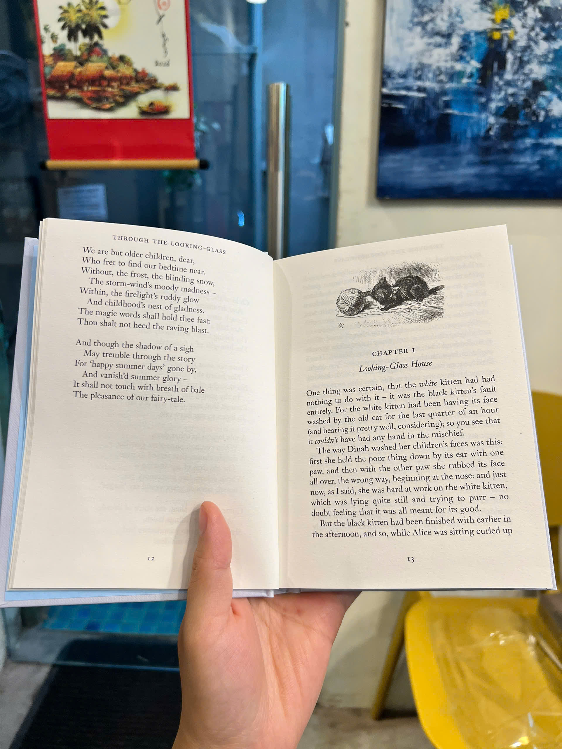Sách - Alice Through the Looking Glass by Lewis Carroll | Classics / Ngoại văn Bìa cứng Nhập khẩu