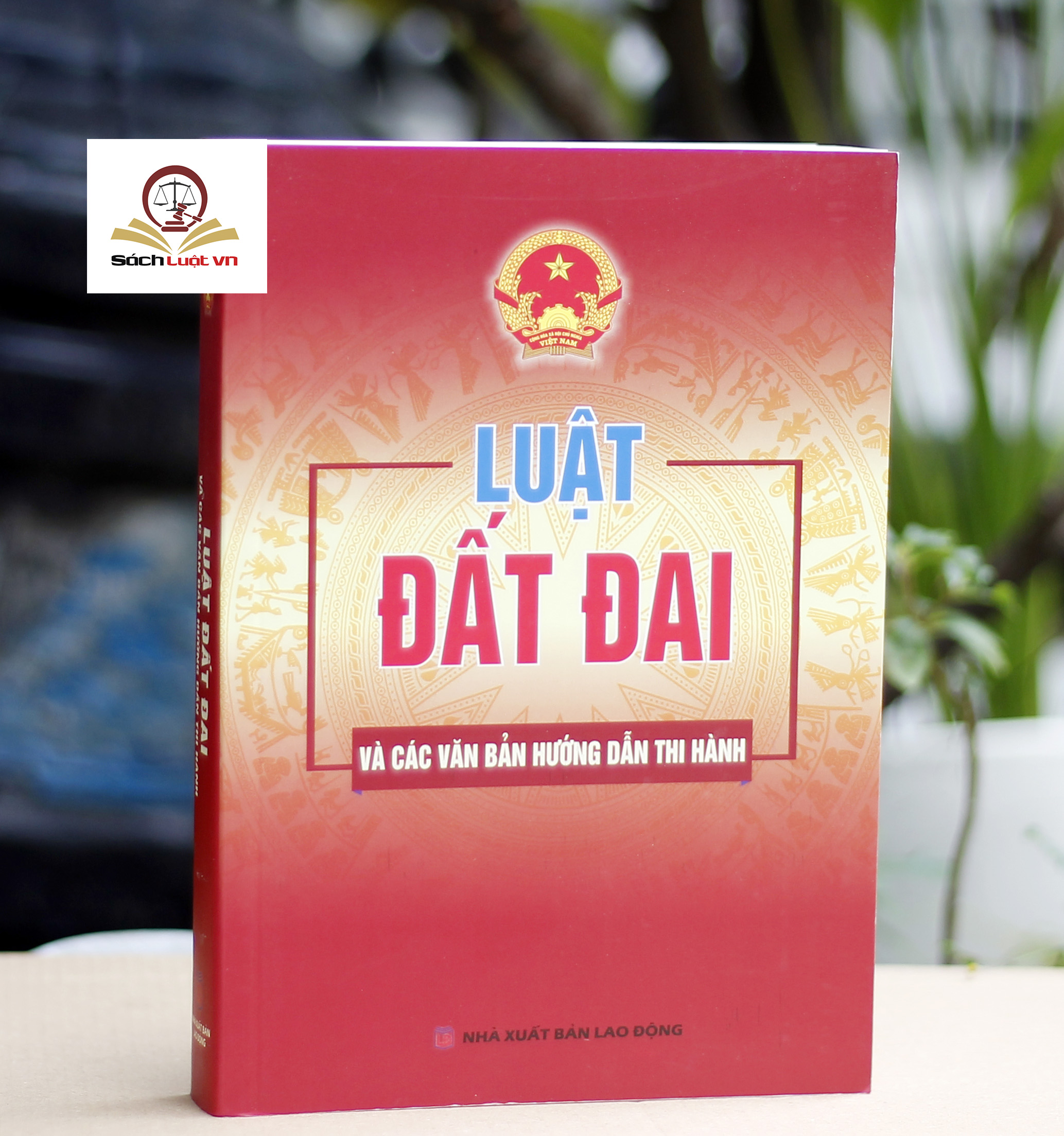 Luật đất đai và văn bản hướng dẫn thi hành