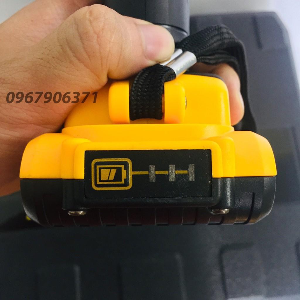 Máy Khoan Pin Dewalt 24V Có Búa Lõi Đồng Loại 2 Pin 5 cell