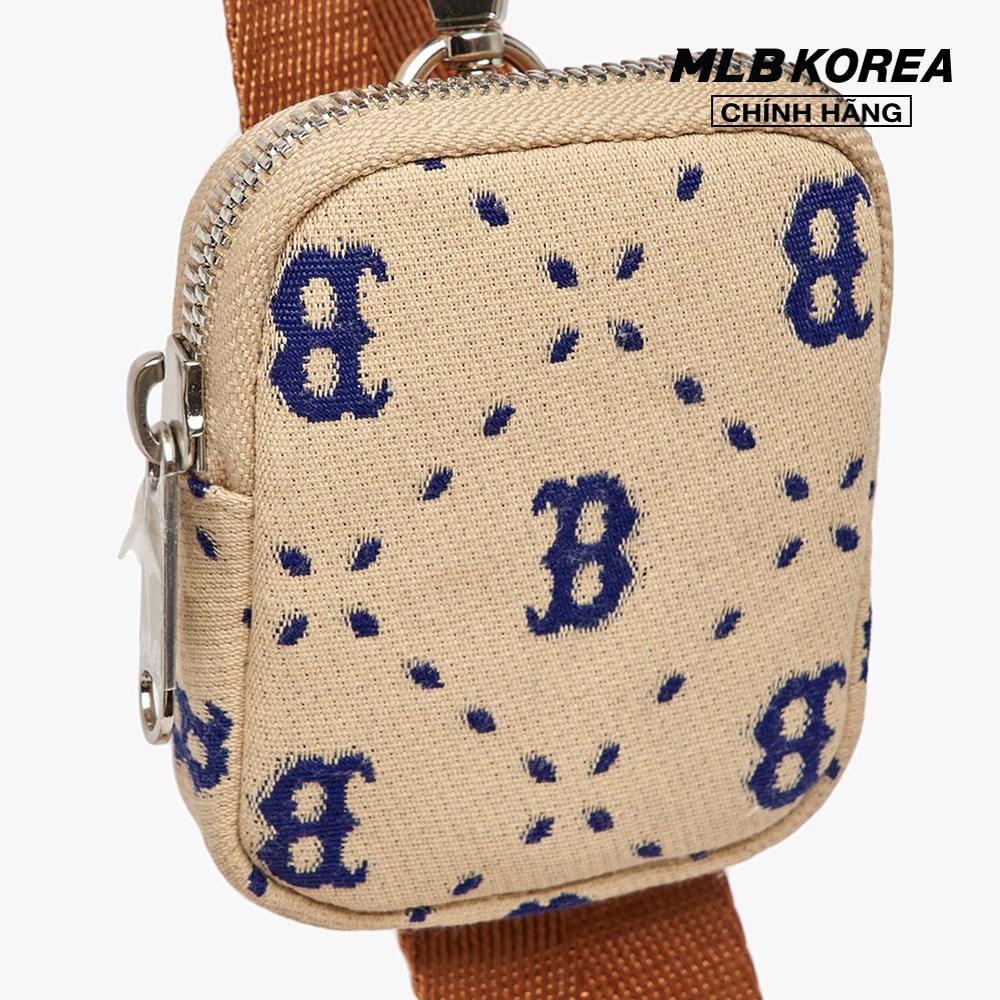 MLB - Túi đeo chéo unisex chữ nhật Diamond Monogram Jacquard 3ACRM013N