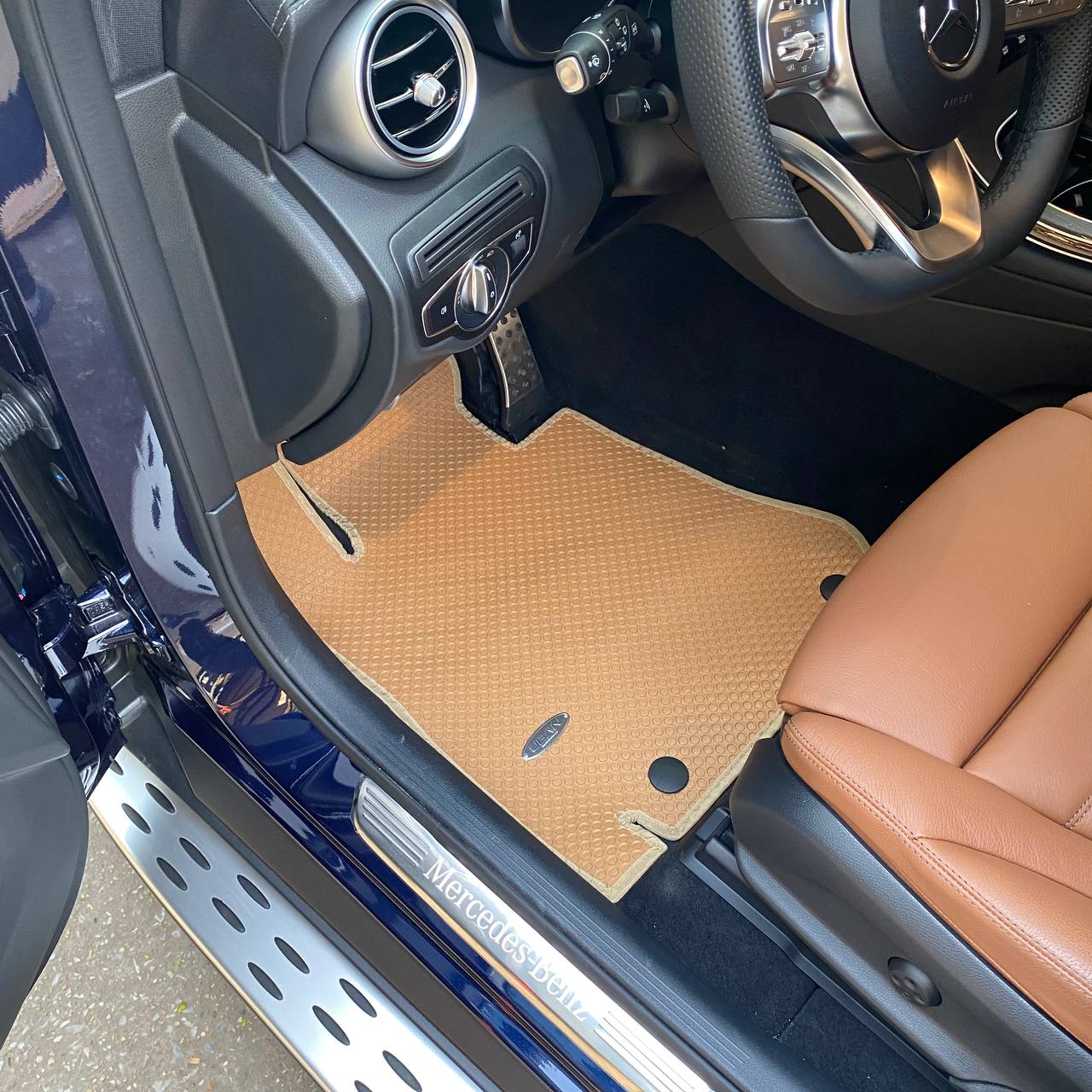 Thảm lót sàn ô tô Uban cho xe Mercedes Benz GLC - Nhập khẩu Thái lan
