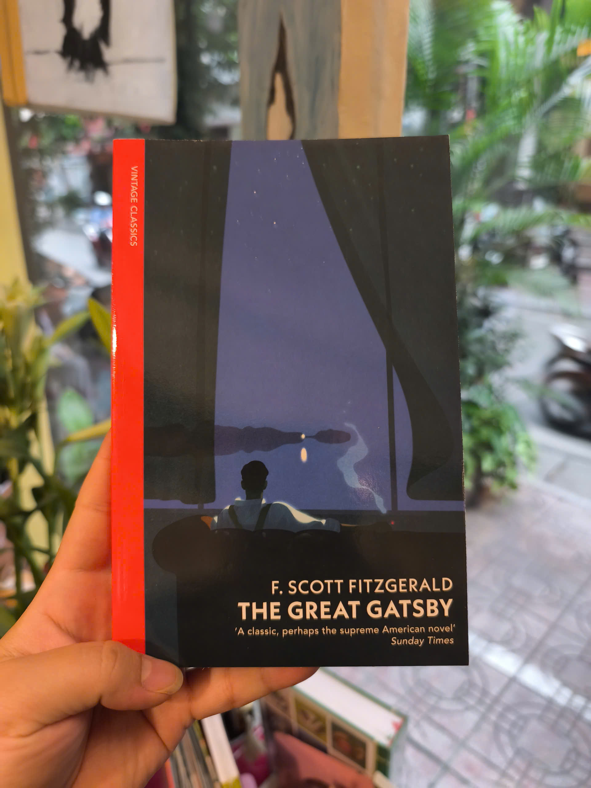 Sách - The Great Gatsby by F. Scott Fitzgerald | Classics / Historical Fiction / Ngoại văn Nhập khẩu