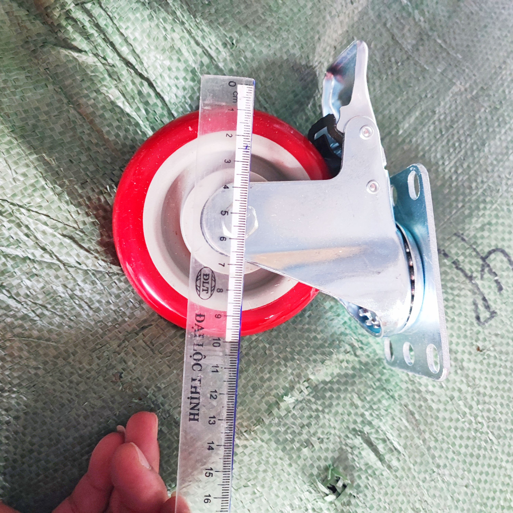 Xả kho lấy tương tác .. bánh xe đẩy hàng , bánh xe chịu lực nhựa cho tủ âm thanh sự kiện phi 10 có bi trục xoay có khóa giá 1 bánh