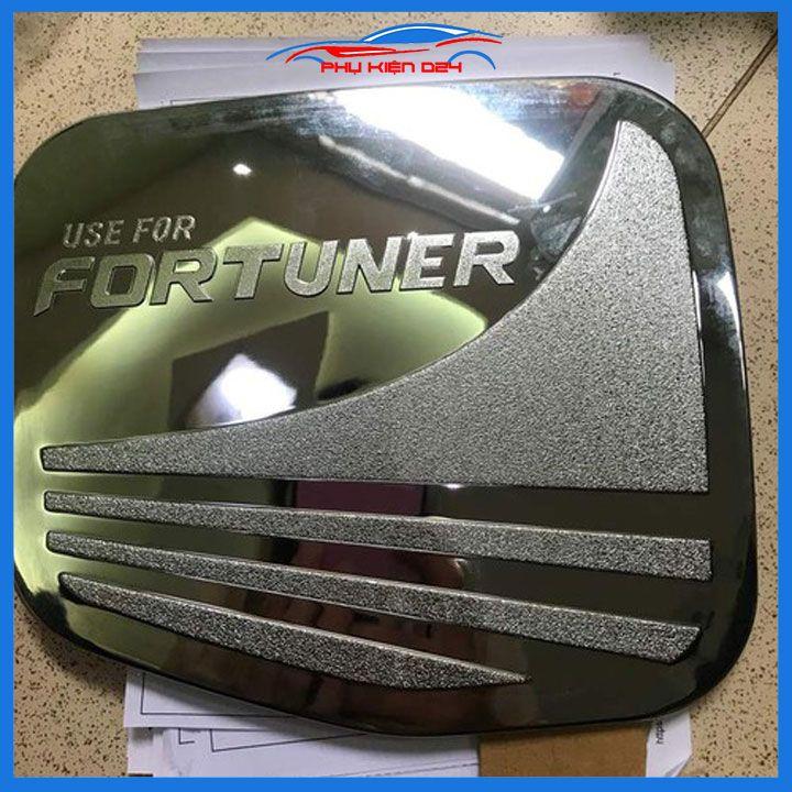 Ốp nắp bình xăng Fortuner 2006-2007-2008-2009-2010-2011-2012-2013-2014-2015 mạ crom chống trầy trang trí ô tô