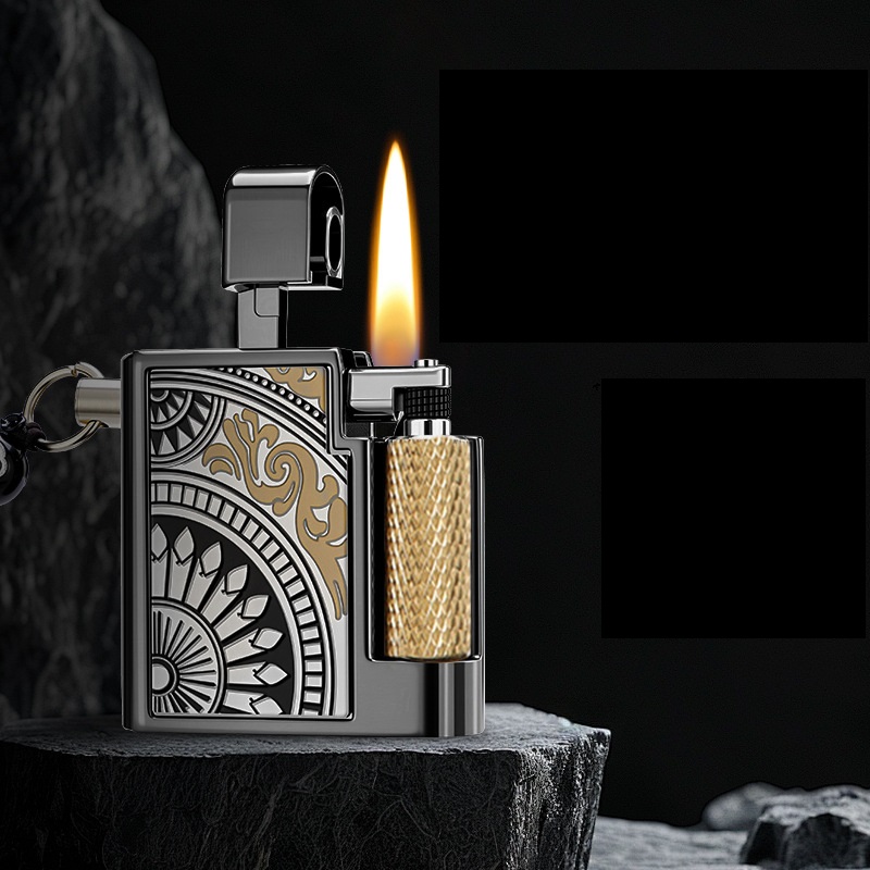 Vỏ hộp quẹt xăng đá vuông mini, có móc treo chìa khóa GF-103