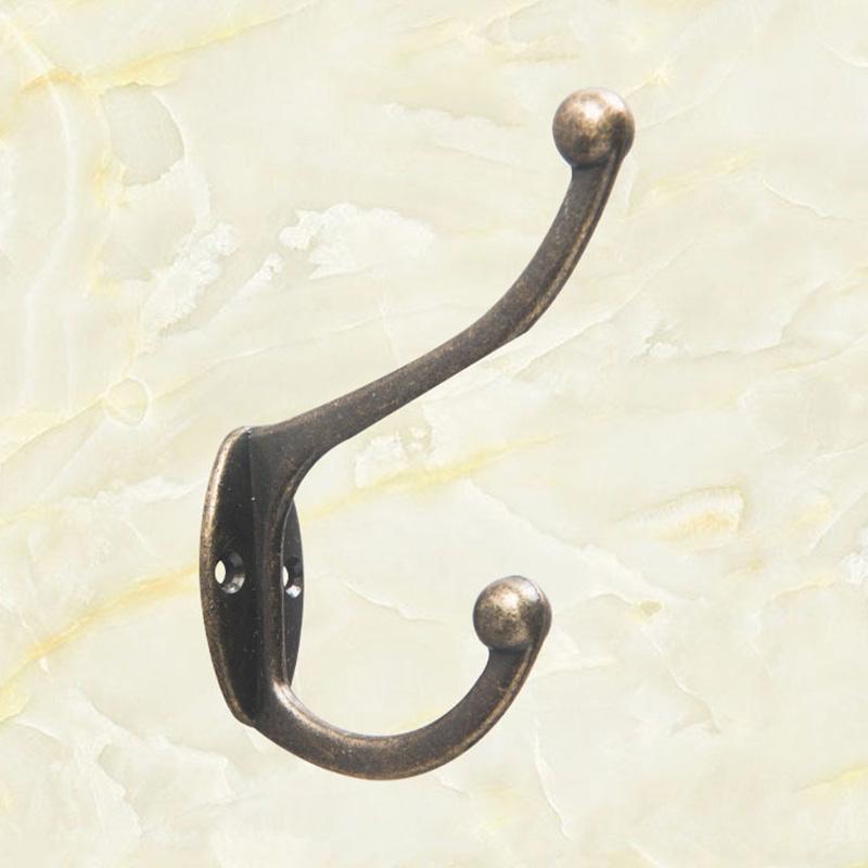 1 Móc Treo Đồ Gắn Tường Hình Nón