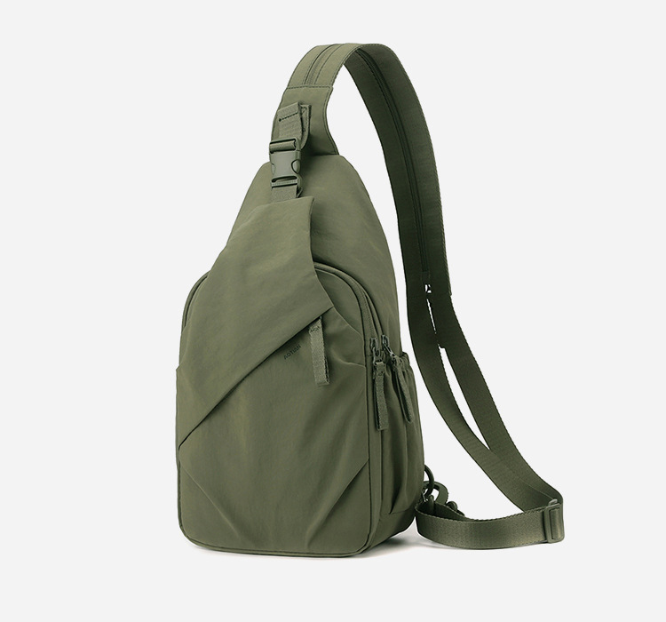 Túi đeo chéo nam phong cách mới  - BEE GEE DCN9462