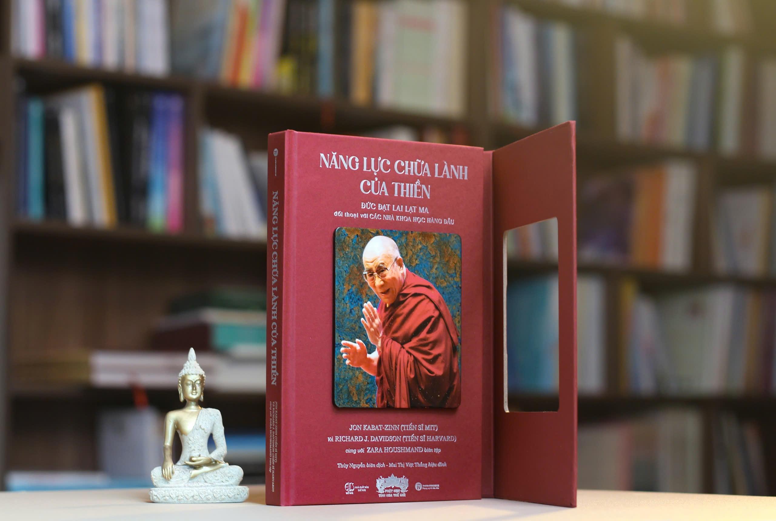 Sách - Năng Lực Chữa Lành Của Thiền - Đức Đạt Lai Lạt Ma Đối Thoại Với Các Nhà Khoa Học Hàng Đầu - Ấn Bản Đặc Biệt
