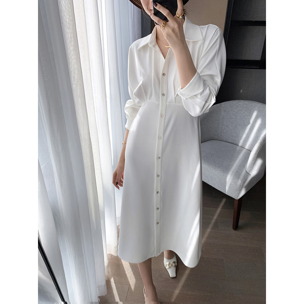 Đầm suông dáng dài cổ sơ mi cài khuy làm được luôn áo choàng.