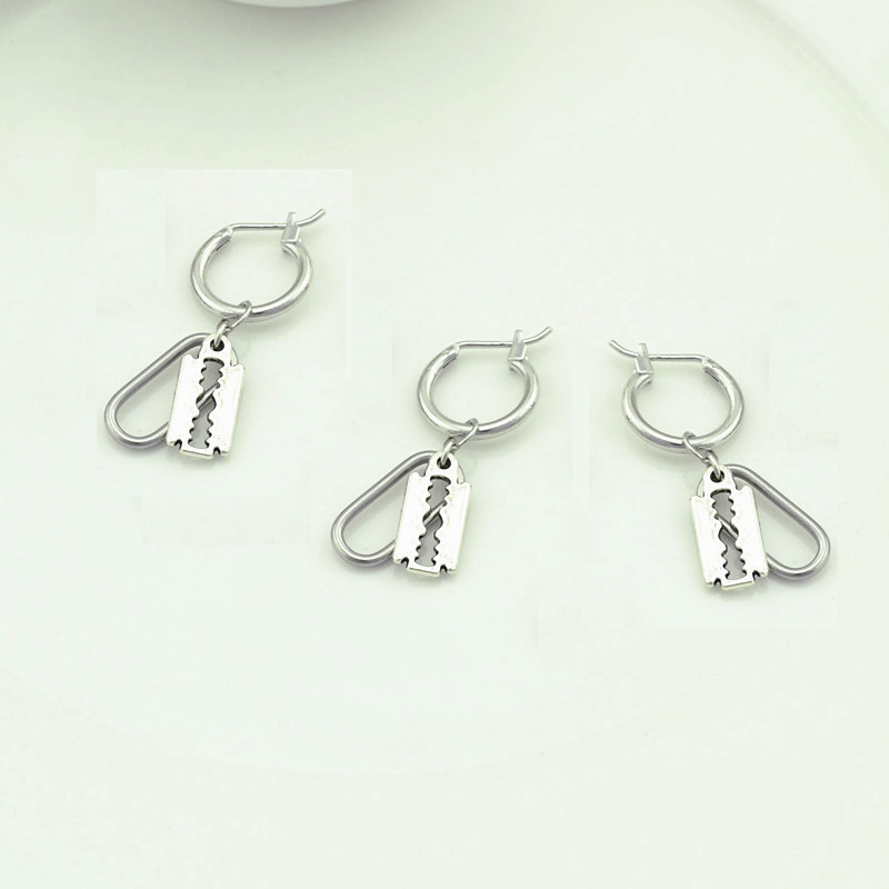 Bông tai dao lam độc lạ unisex 1 chiếc