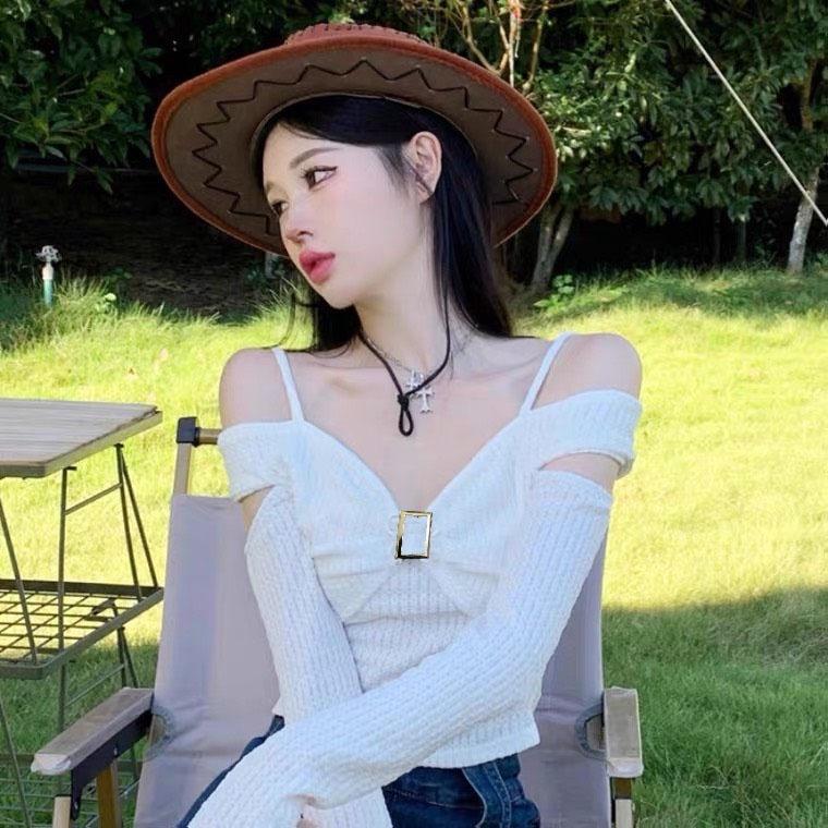 Áo croptop tay dài HAGA áo trễ vai nơ ngực sang trọng ATVN70