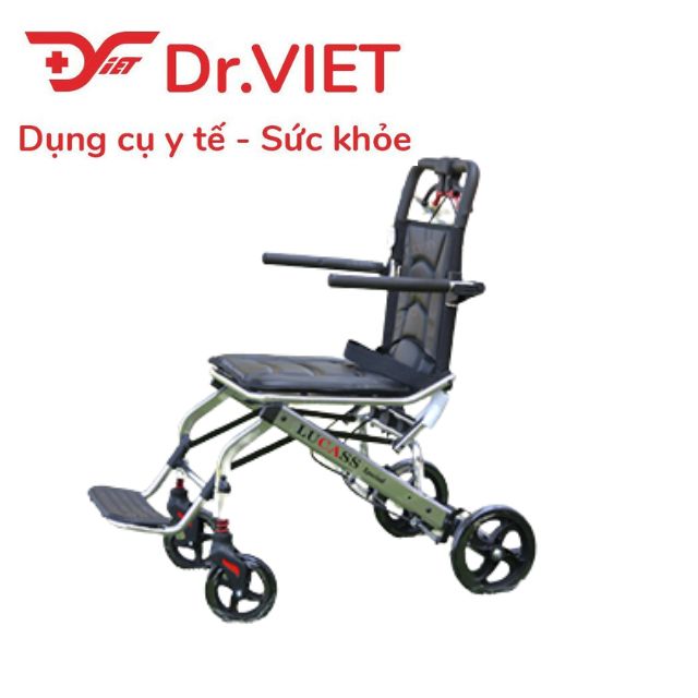 Xe lăn nhôm du lịch Lucass X-69 Chính hãng - Làm bằng chất liệu hợp kim nhôm chắc chắn, có thể đem lên máy bay, màu sắc hiện đại hỗ trợ di chuyển, đi du lịch gấp gọn nhẹ nhàng, dễ dàng cho vào cốp xe ô tô, tiện lợi cho bệnh nhân đặc biệt là người già