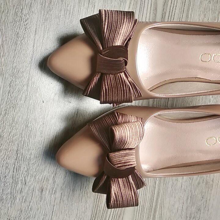 Giày cao gót mũi nhọn Farosa gót trụ 7 cm đính nơ
