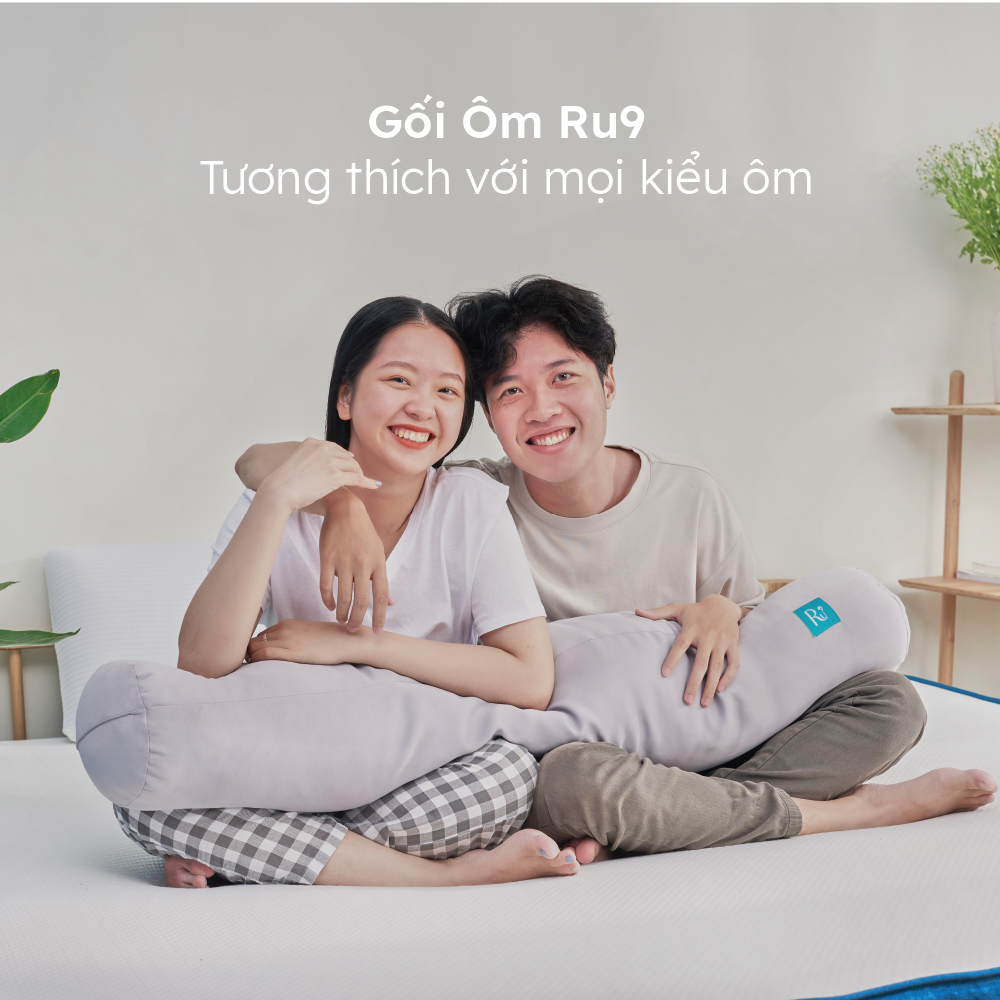 Gối Ôm Foam Ru9 Chiều Dài Khoa Học, Thiết Kế Giúp Ấm Bụng Dễ Ngủ