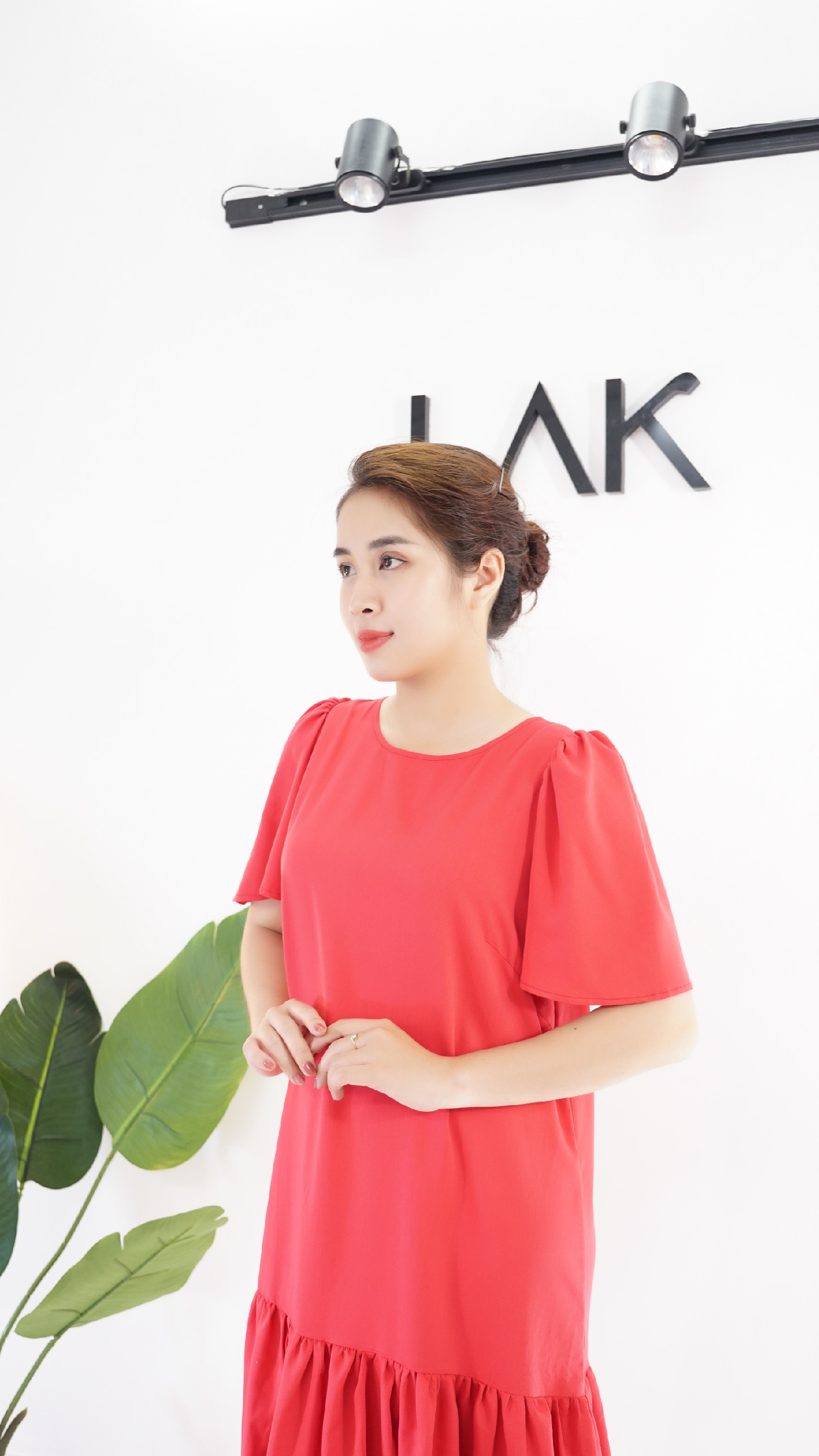 ĐẦM SUÔNG CHÂN BÈO THIẾT KẾ - FORM SUÔNG BASIC DỄ MẶC LB02