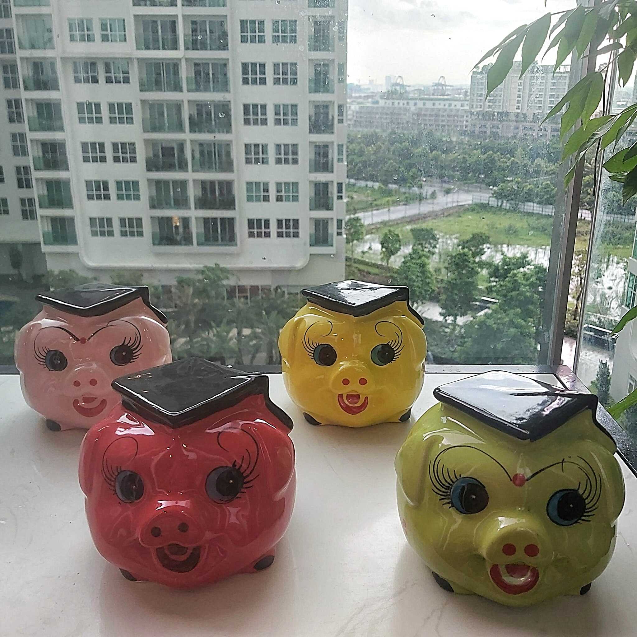 HEO ĐẤT Tiết Kiệm Bát Tràng cao cấp – Kiểu mới HEO TÚ TÀI– 4 màu lựa chọn – Ống heo Phong thủy Thu Hút Tài Lộc, May Mắn