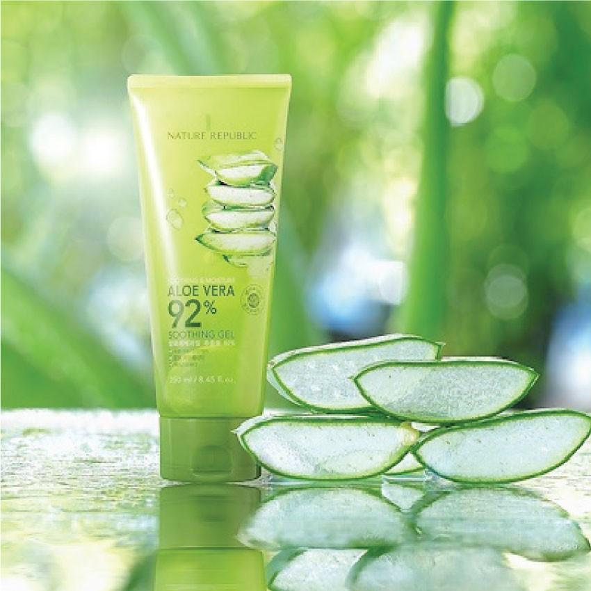 Gel lô hội dưỡng đa năng dạng tuýp NATURE REPUBLIC Soothing &amp; Moisture Aloe Vera 92% Soothing Gel 250ml