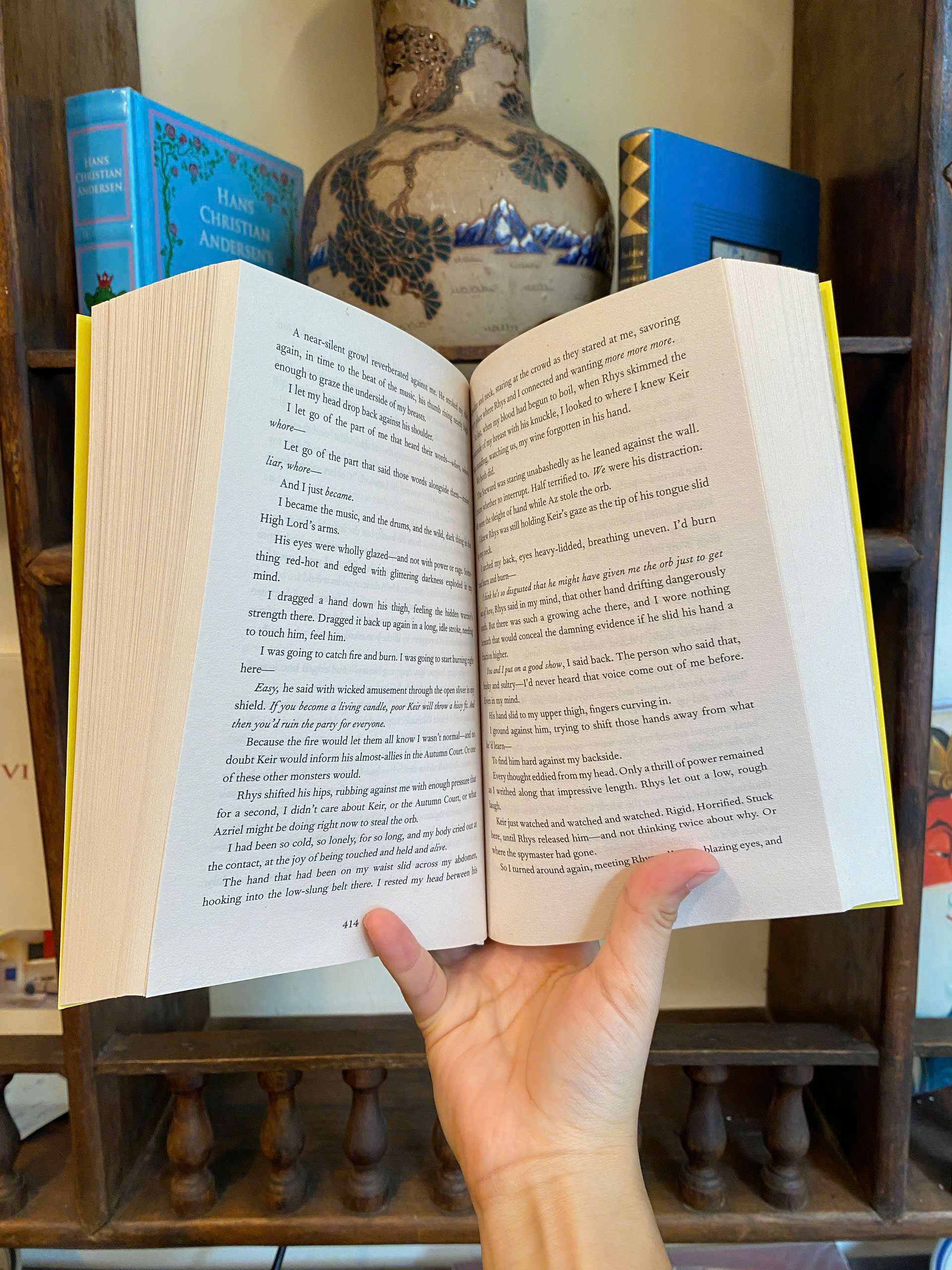 Sách - A Court of Mist and Fury by Sarah J. Maas |  Fantasy / Romance Fiction / Ngoại văn Nhập khẩu