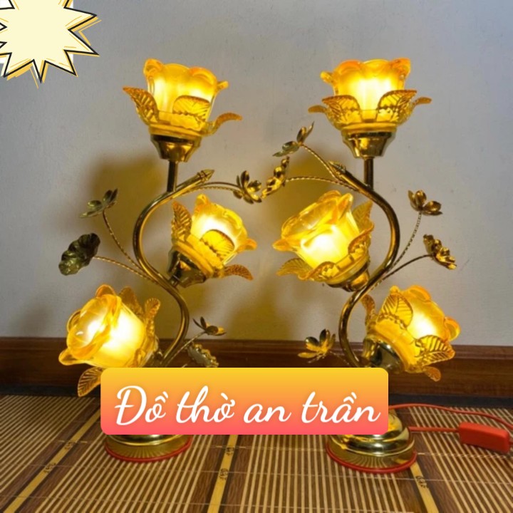 Đôi đèn thờ thủy tinh 3 bông hoa muống hàng loại 1 bóng đèn Led tiết kiệm điện năng