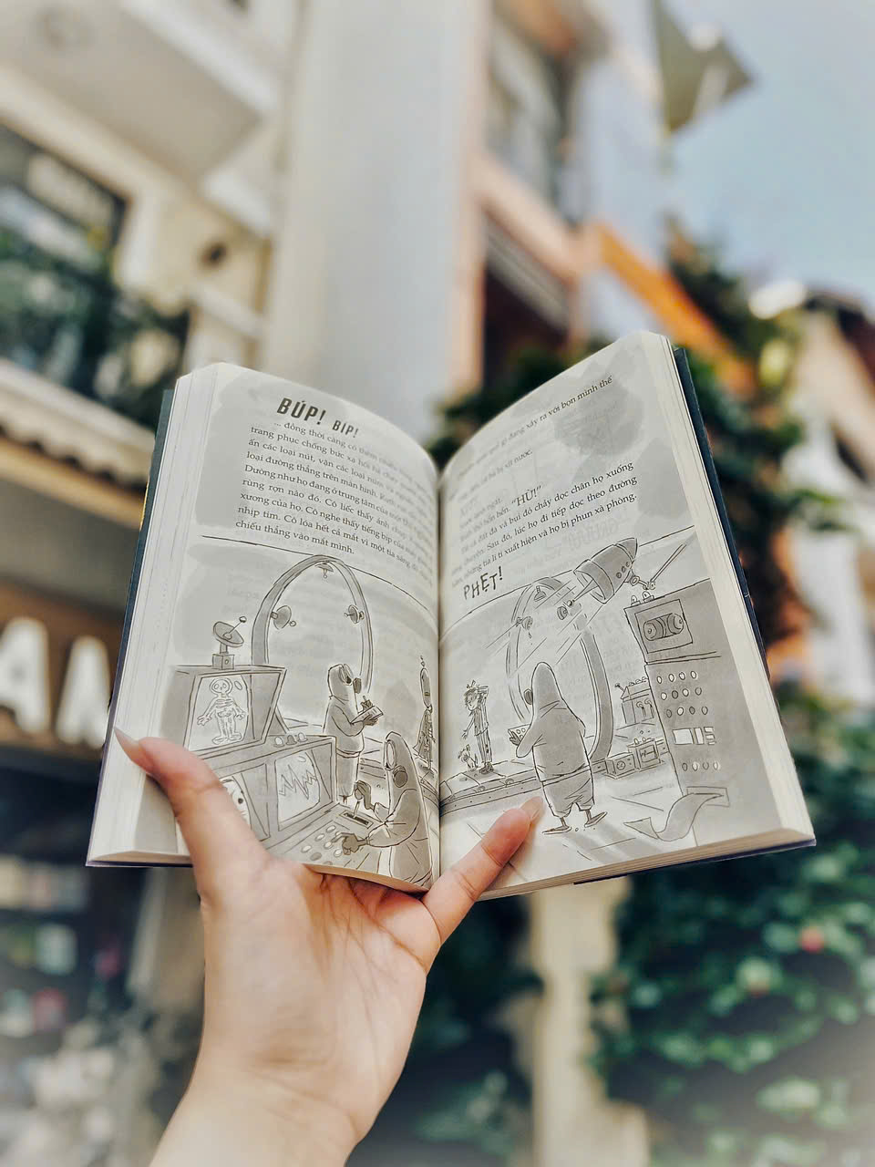 Sách - Anh chàng không gian (David Walliams) (Nhã Nam HCM)